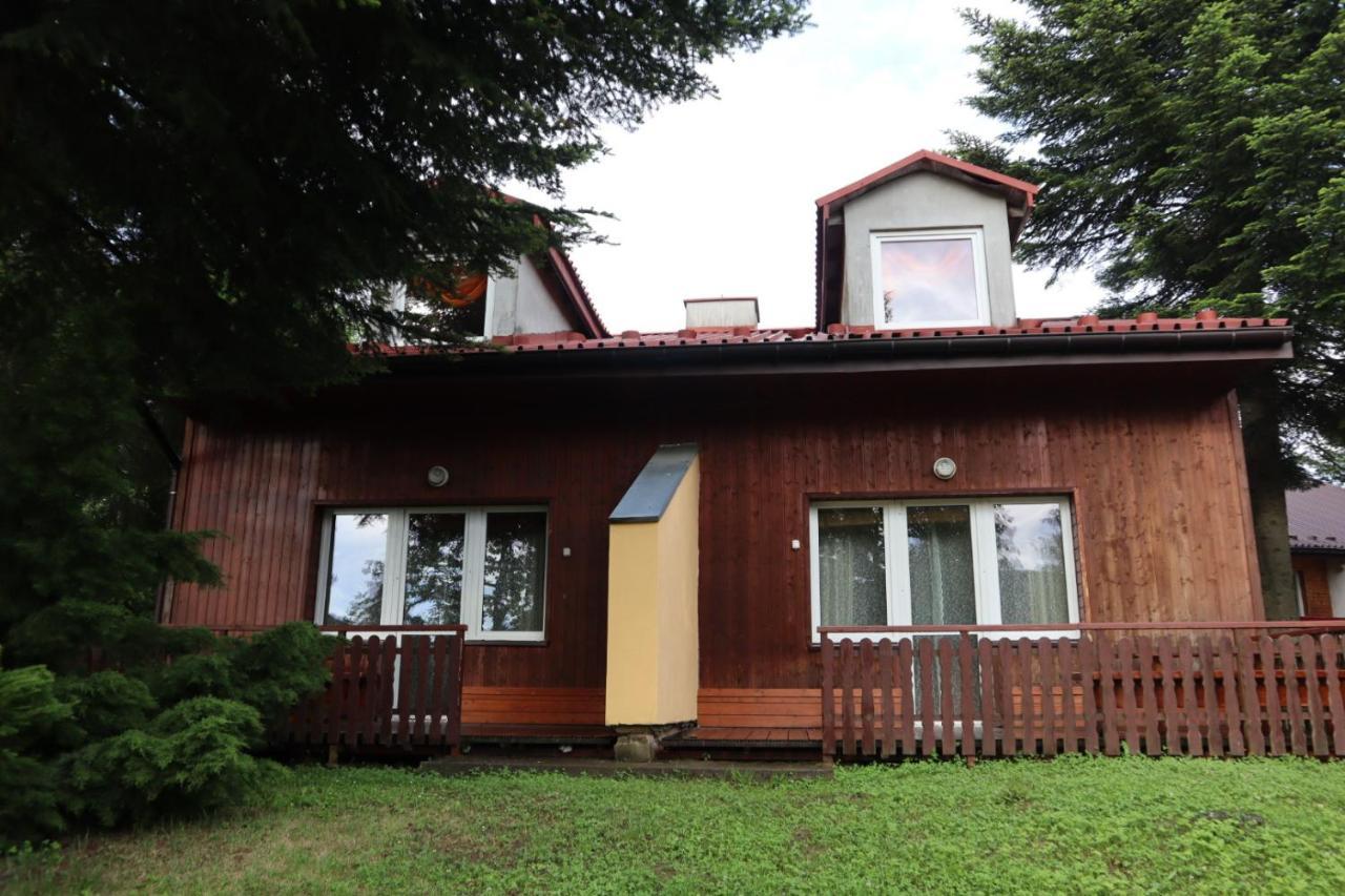 Готель Osrodek Wypoczynkowy " Bieszczady" Мичківці Екстер'єр фото