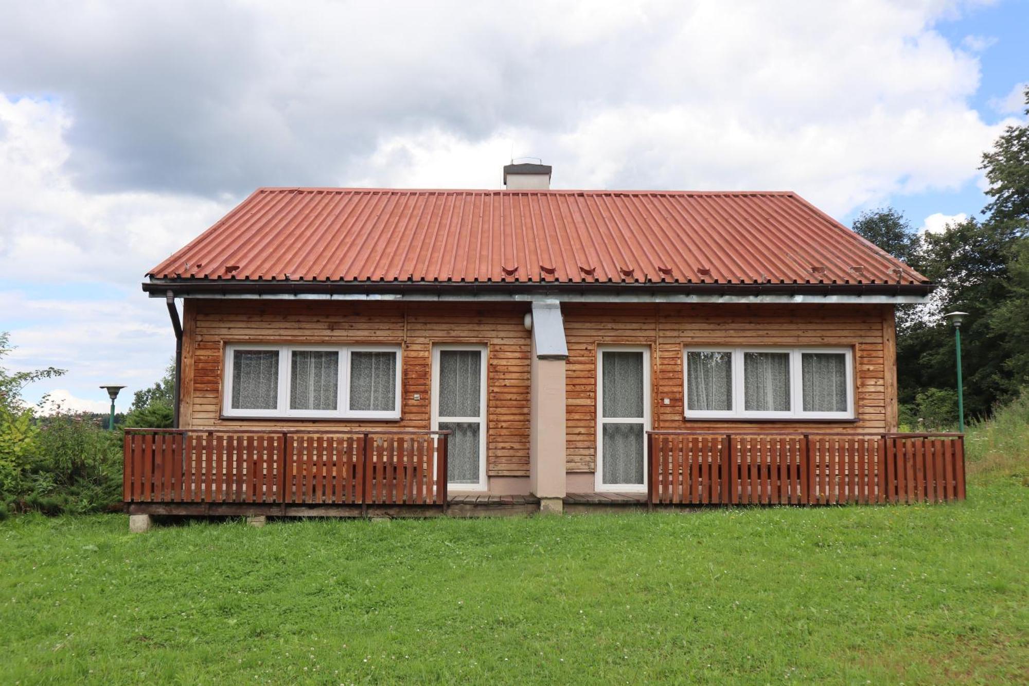 Готель Osrodek Wypoczynkowy " Bieszczady" Мичківці Екстер'єр фото