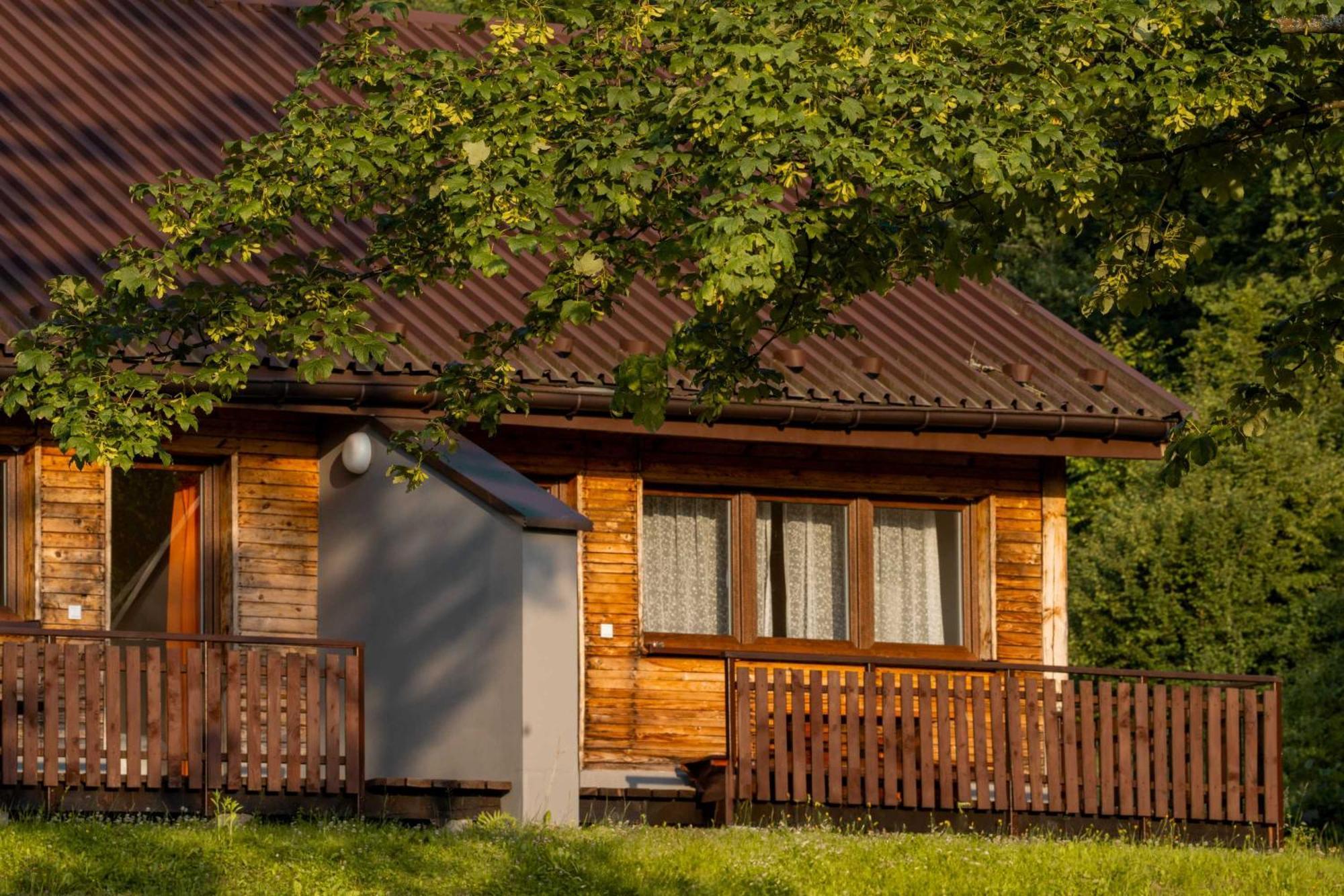 Готель Osrodek Wypoczynkowy " Bieszczady" Мичківці Екстер'єр фото